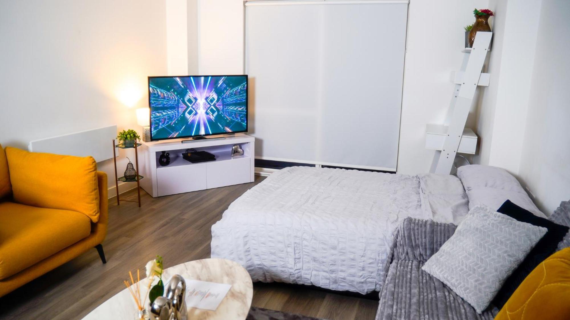 Manchester City Centre Apt With Balcony & Free Parking - Including Free 1-Hour Late Check-Out For Bookings On The 29Th 31St May, Justeat Voucher For 2-Night Stays Minimum! מנצ'סטר מראה חיצוני תמונה